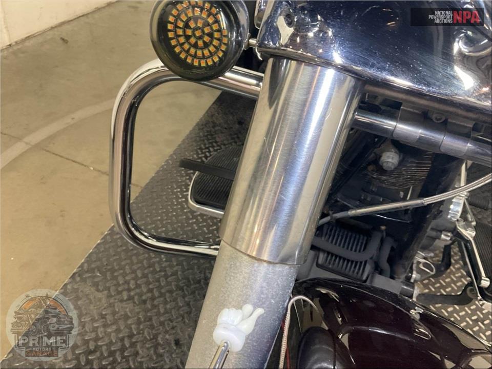 2011 Harley-Davidson FLHTCUTG TRIGLIDE UL CLSC — фото 29