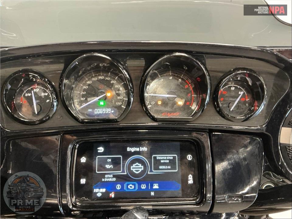 2022 Harley-Davidson FLHXSE CVO STREET GLIDE — фото 5