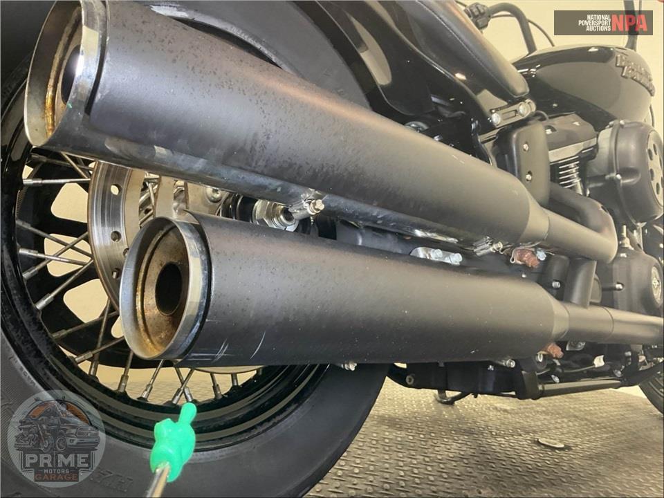 2019 Harley-Davidson FXBB STREET BOB — фото 12