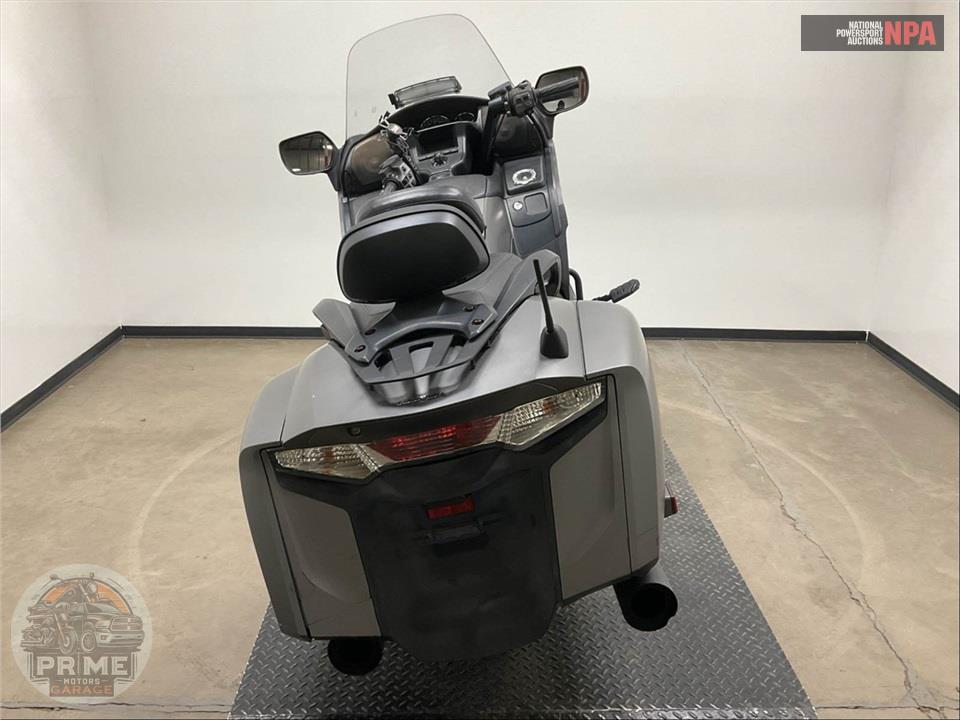 2015 Honda GL18BF GOLDWING F6B — фото 4