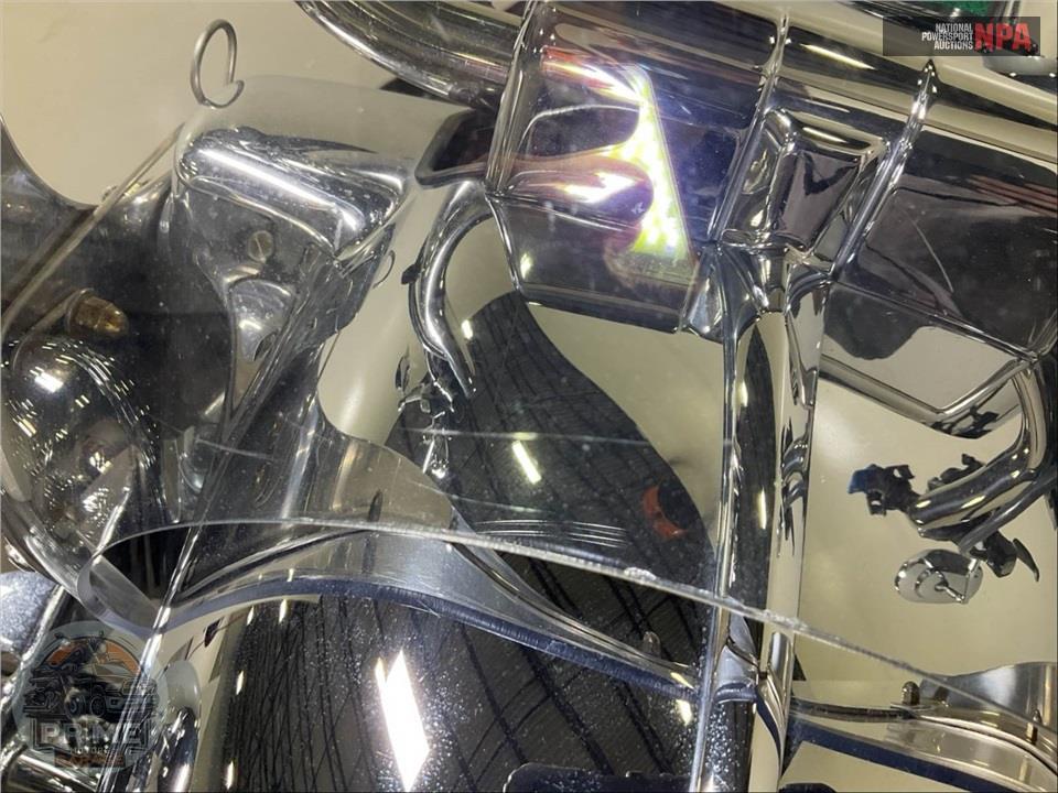 2015 Harley-Davidson FLHR ROAD KING — фото 16
