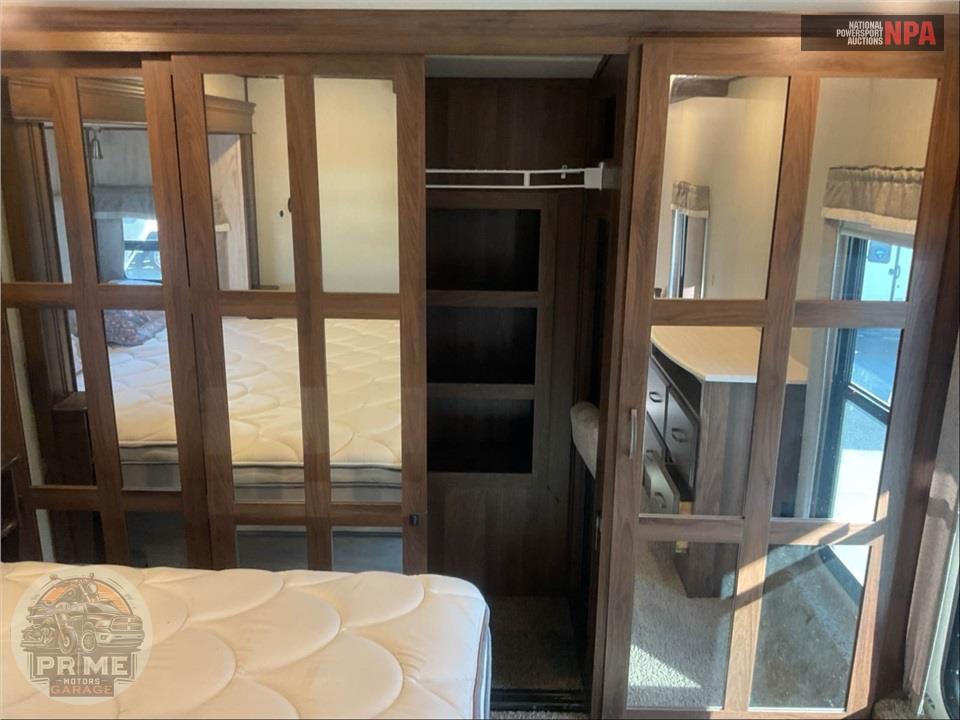 2019 Palomino By Forest River M-297RKC - COLUMBUS C-SERIES FIFTH WHEEL SERIES — фото 7