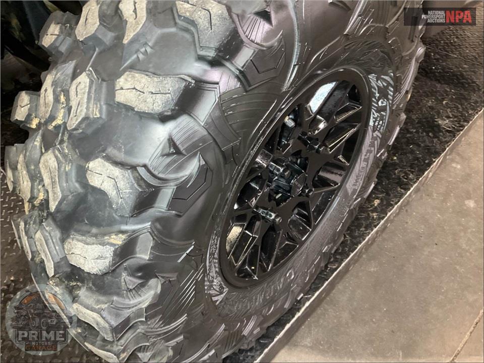 2023 Can-Am MAVERICK X3 DS TURBO RR 64 — фото 29