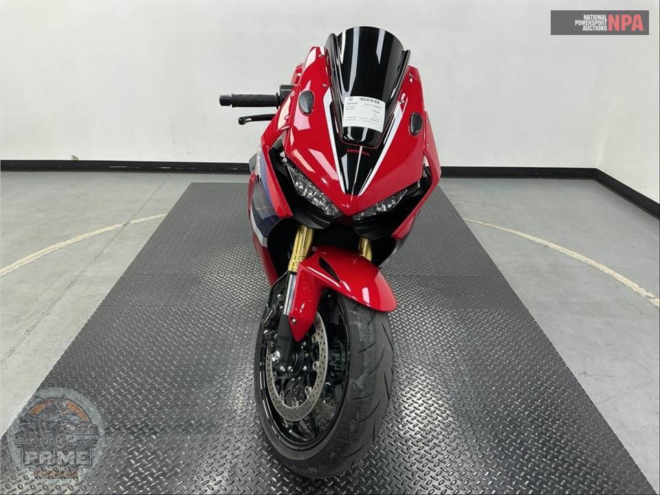 2024 Honda CBR1000RR — фото 2