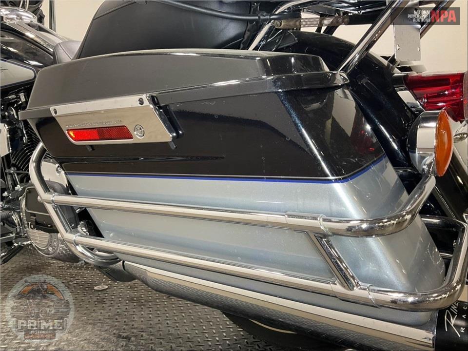 2013 Harley-Davidson FLHTCU UL CLSC EL GLIDE — фото 18