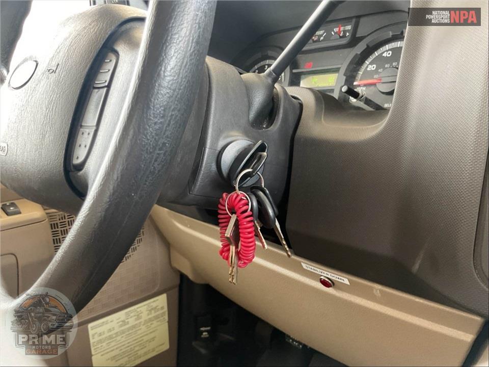 2018 Winnebago M-22R FORD - MINNIE WINNIE SERIES — фото 43