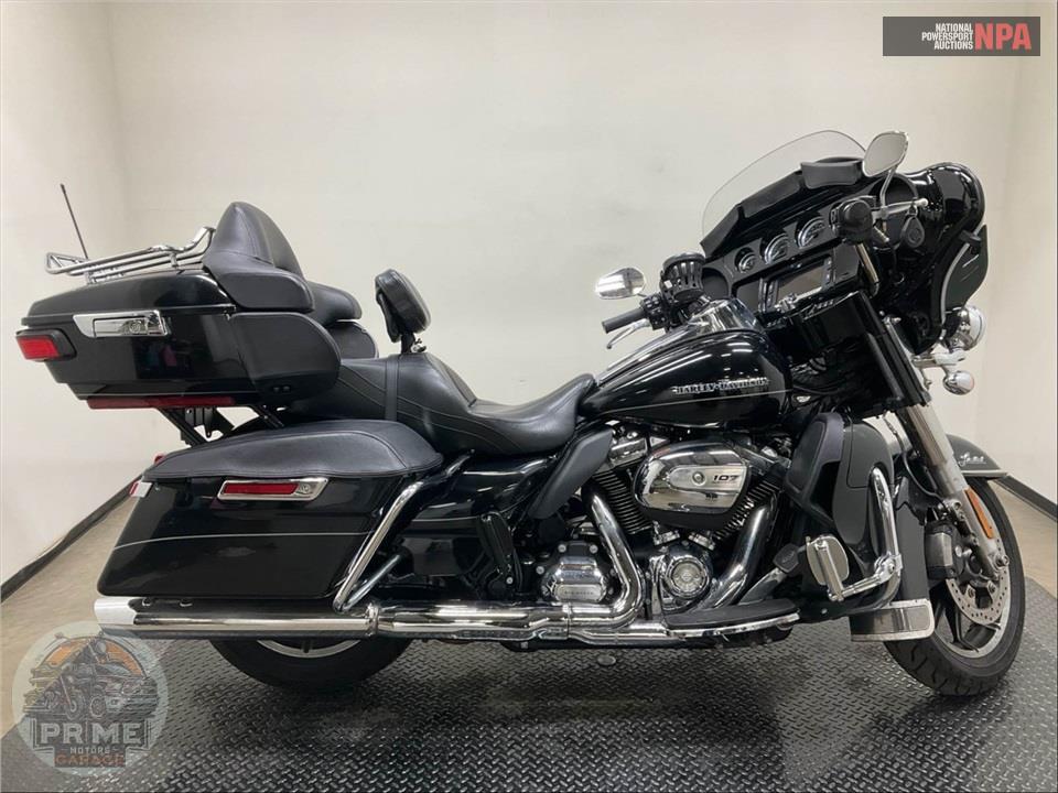 2017 Harley-Davidson FLHTKL ULTRA LIMITED LOW — фото 1
