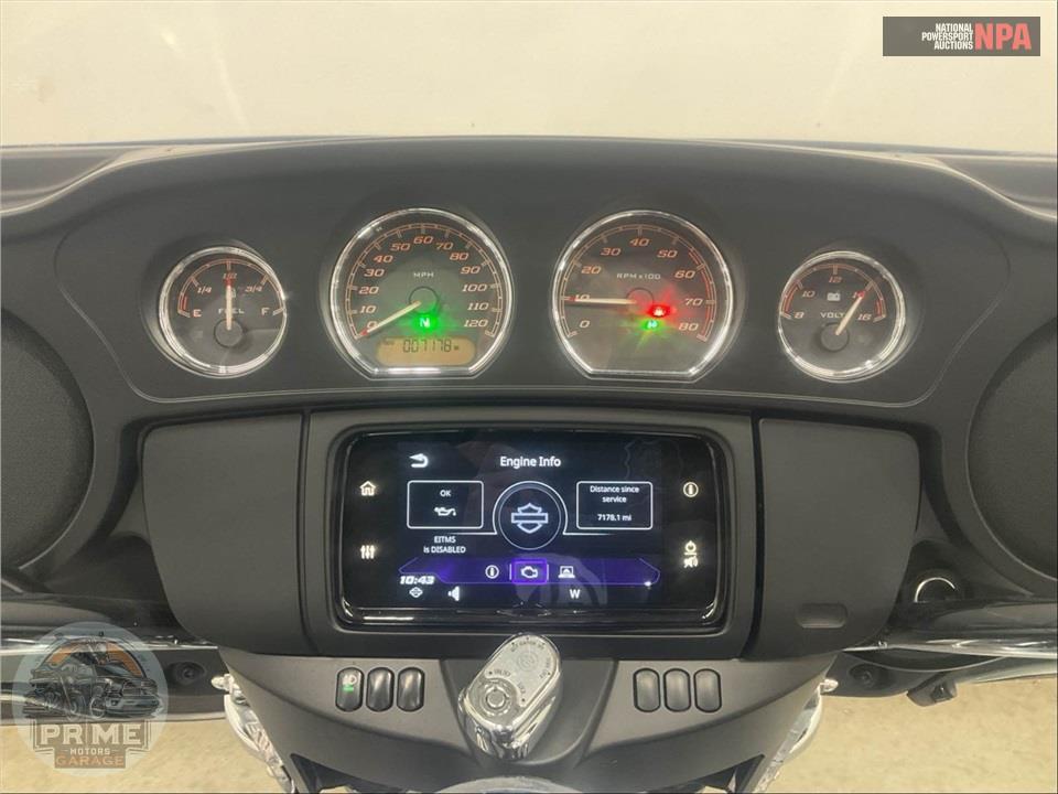 2023 Harley-Davidson FLHTCUTG TRI GLIDE ULTRA CLASSIC — фото 5