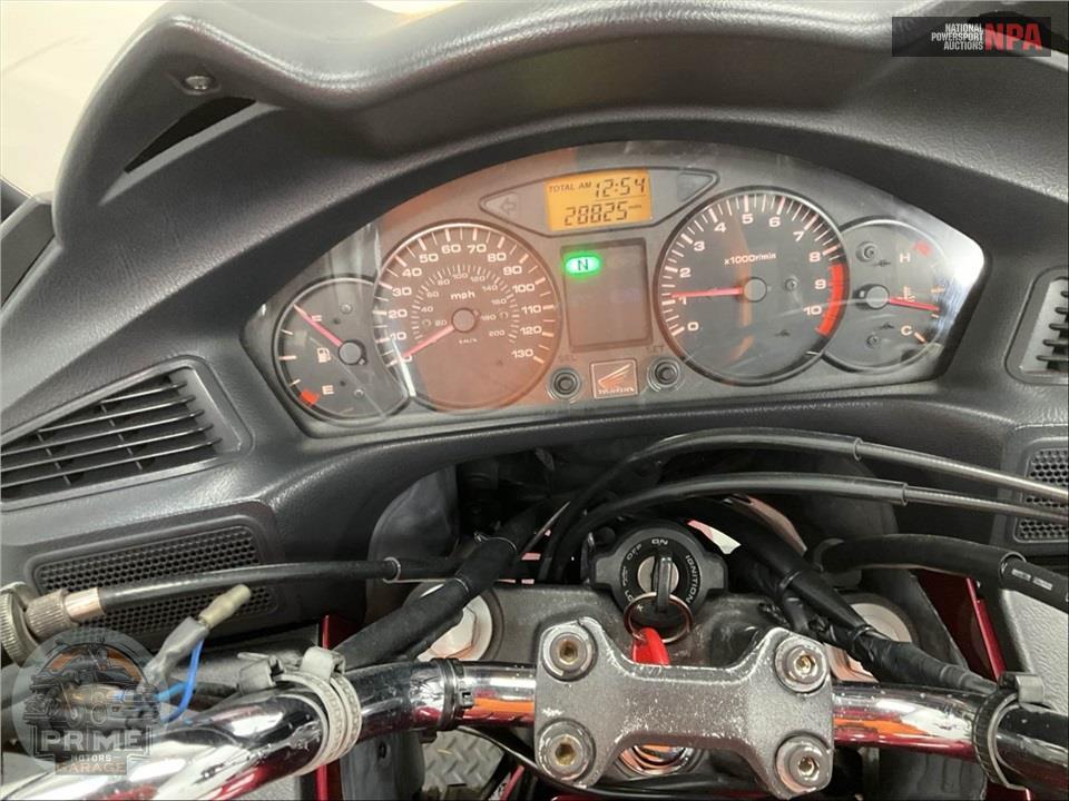 2010 Honda NT700VA — фото 5