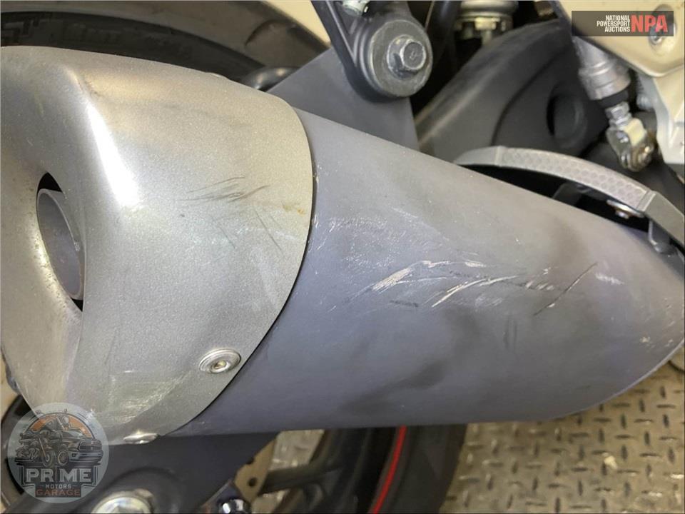 2016 Yamaha YZF-R3 — фото 35