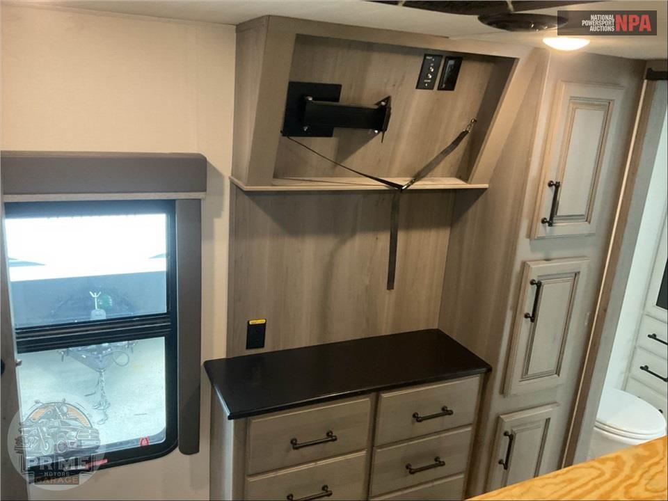 2022 Keystone Rv M-3761 FL - MONTANA FIFTH WHEEL SERIES — фото 14