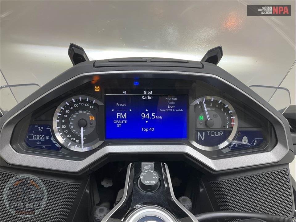 2019 Honda GL1800D GOLDWING TOUR DCT (BLACK) — фото 5