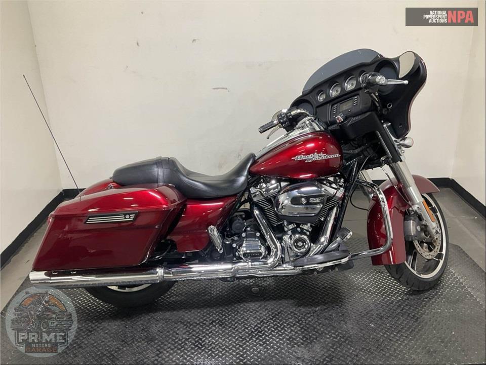 2017 Harley-Davidson FLHX STREET GLIDE — фото 1