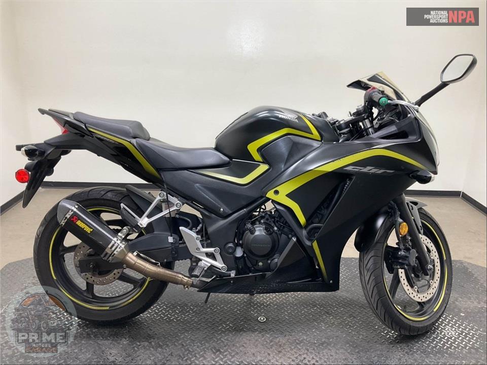2015 Honda CBR300RF — фото 1