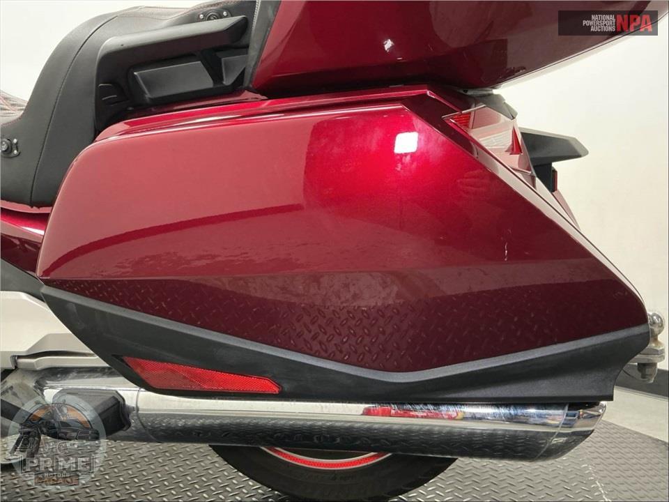 2018 Honda GL1800 GOLDWING TOUR (RED) — фото 17