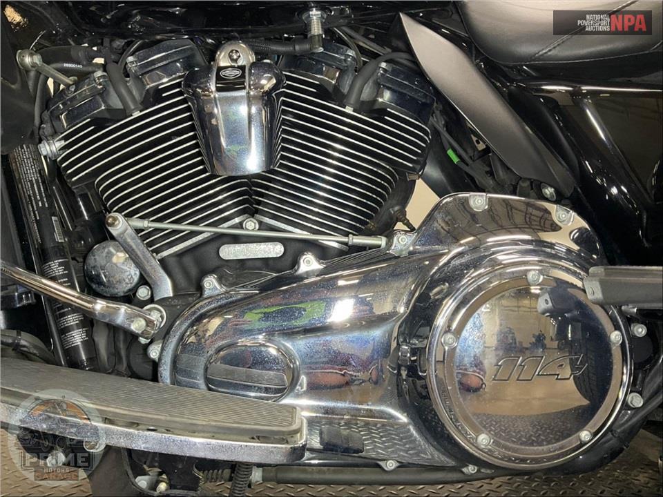 2021 Harley-Davidson FLHTCUTG TRI GLIDE ULTRA CLASSIC — фото 7
