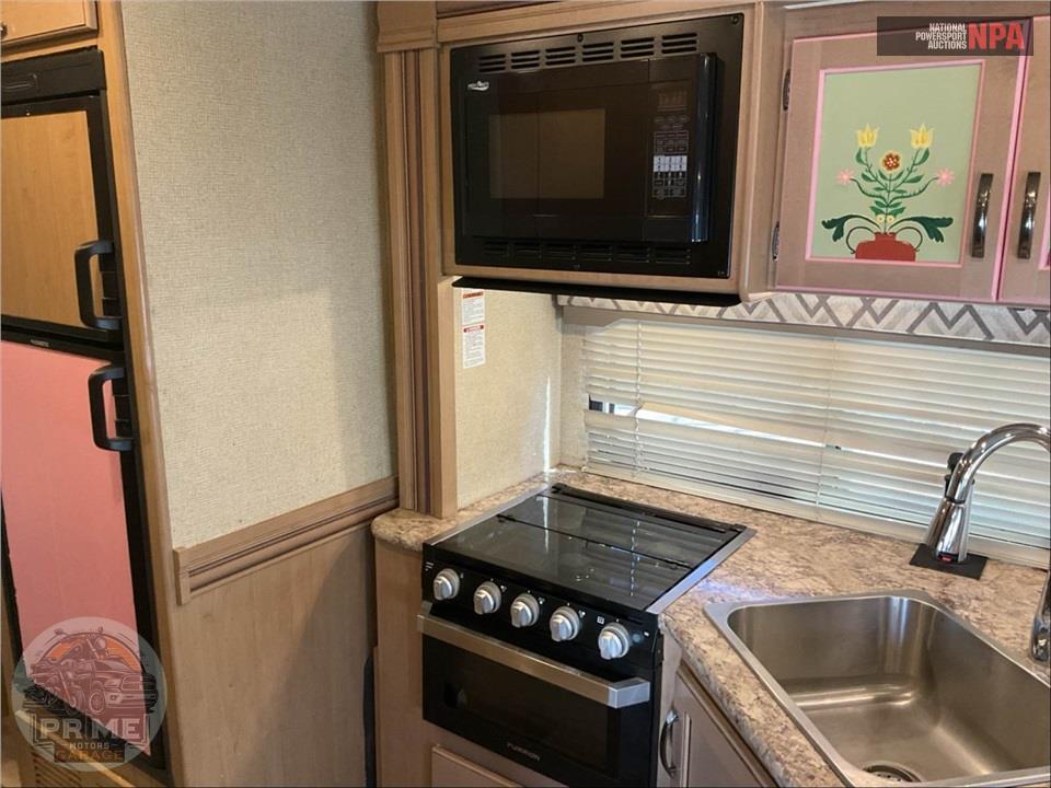 2019 Thor Motor Coach M-28Z E450-V10 - FOUR WINDS SERIES — фото 25
