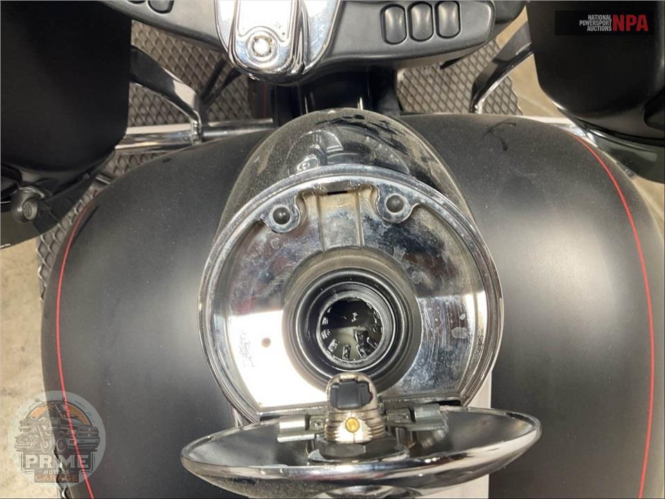 2015 Harley-Davidson FLTRXS ROAD GLIDE SPECIAL — фото 16