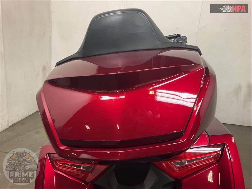 2018 Honda GL1800B GOLDWING — фото 19