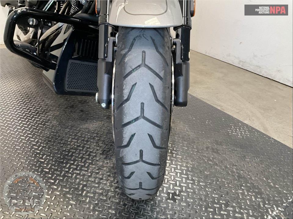 2023 Harley-Davidson FLHXSE CVO STREET GLIDE — фото 19
