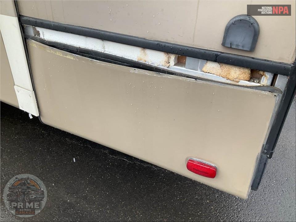 2018 Keystone Rv M-3121 RL - MONTANA FIFTH WHEEL SERIES — фото 22
