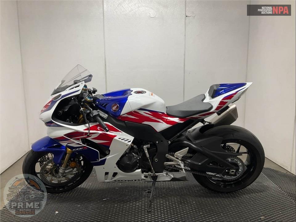 2023 Honda CBR1000RR- R FIREBLADE SP — фото 3