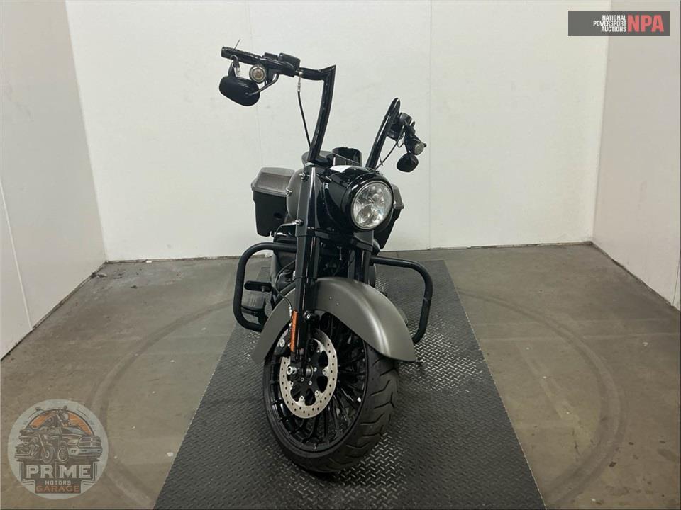2018 Harley-Davidson FLHRXS ROAD KING SPECIAL — фото 2
