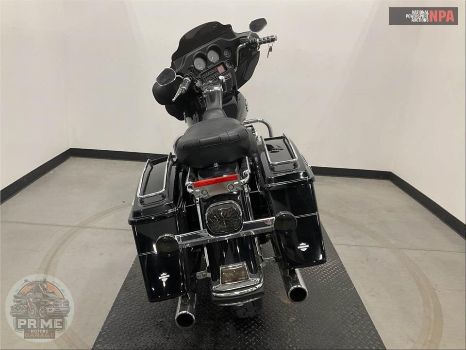 2005 Harley-Davidson FLHTCUI ULTRA CLASSIC ELECTRA GLIDE — фото 4