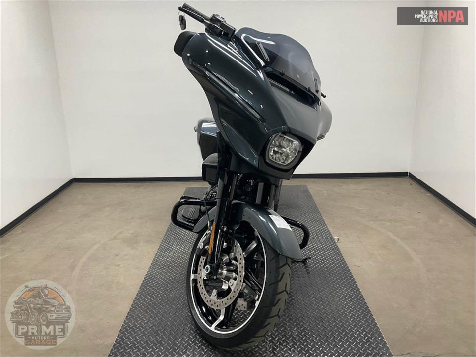 2025 Harley-Davidson FLHX STREET GLIDE — фото 2