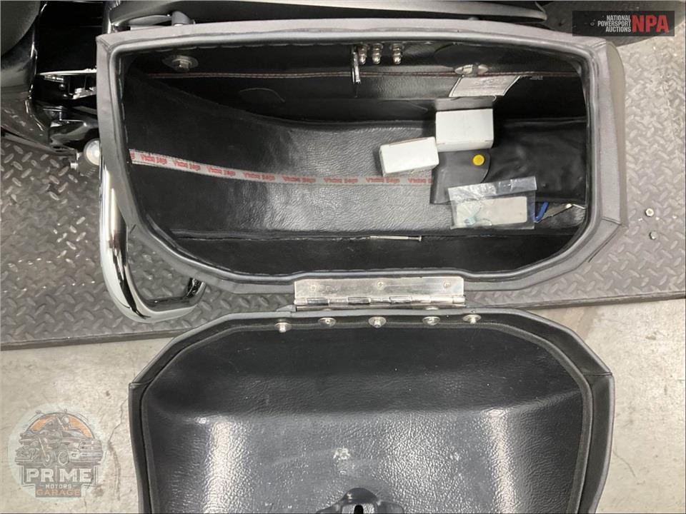 2013 Yamaha XVS13ADB/C V-STAR 1300 — фото 21