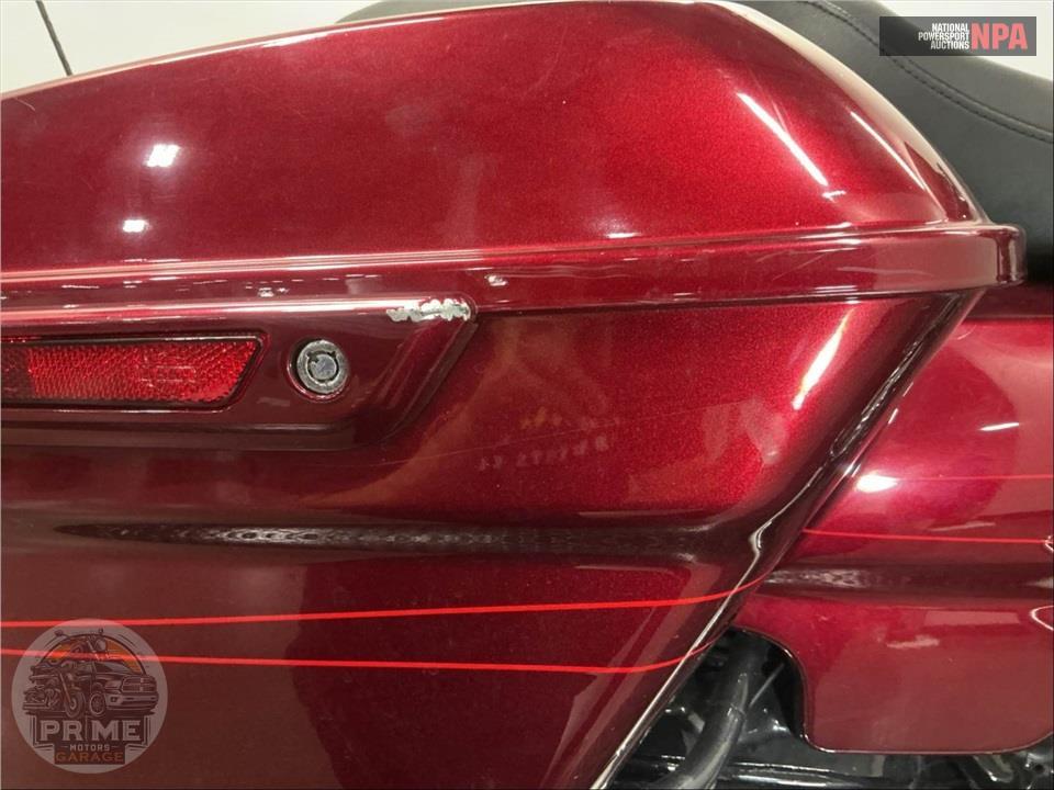 2016 Harley-Davidson FLHXS STREET GLIDE SPECIAL — фото 23