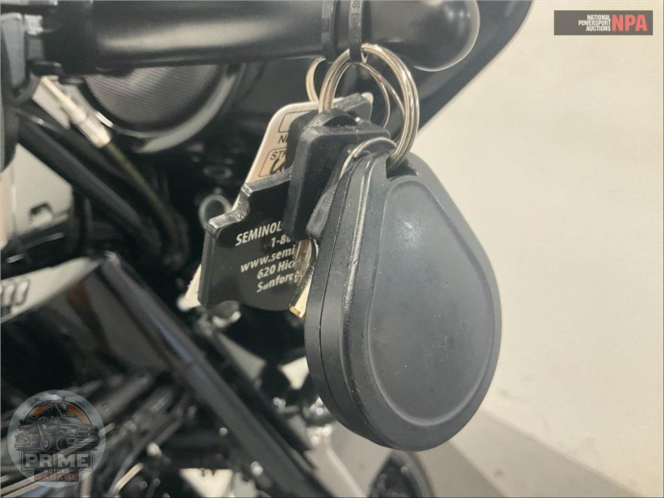 2020 Harley-Davidson FLHXS STREET GLIDE SPECIAL — фото 11
