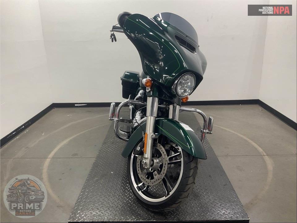 2015 Harley-Davidson FLHXS STREET GLIDE SPECIAL — фото 2
