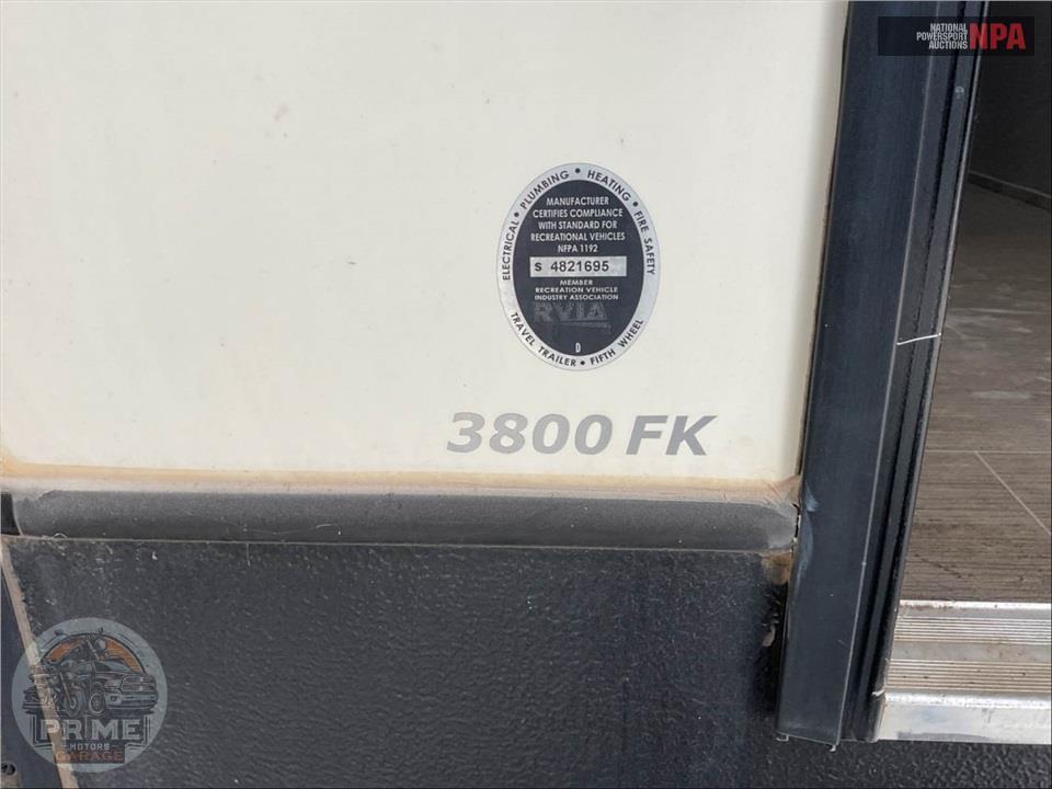2018 Keystone Rv M-3800 FK - ALPINE FIFTH WHEEL SERIES — фото 5