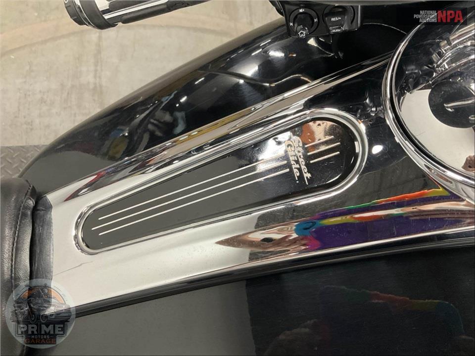 2017 Harley-Davidson FLHXS STREET GLIDE SPECIAL — фото 26