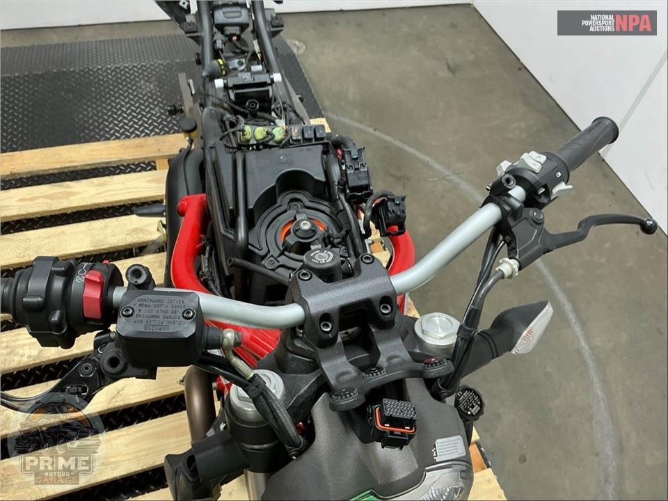 2020 Ducati MONSTER 821 (RED) — фото 23