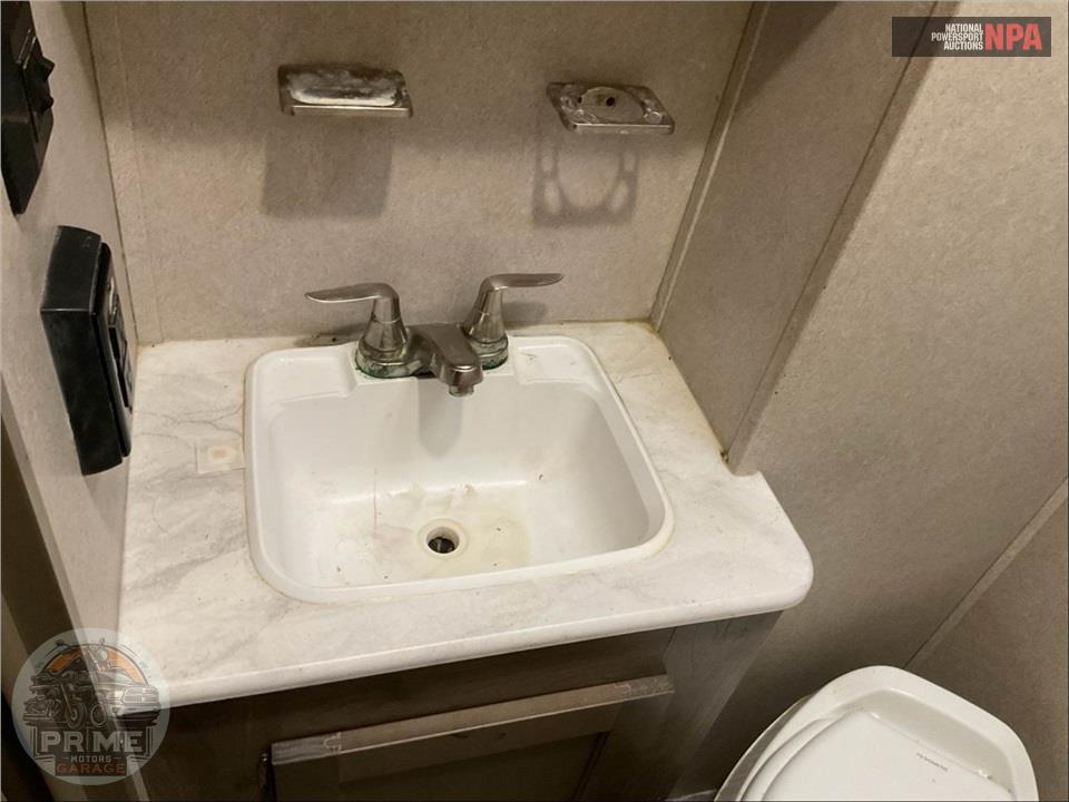 2019 Palomino By Forest River M-38DBS PUMA DESTINATION SERIES — фото 21