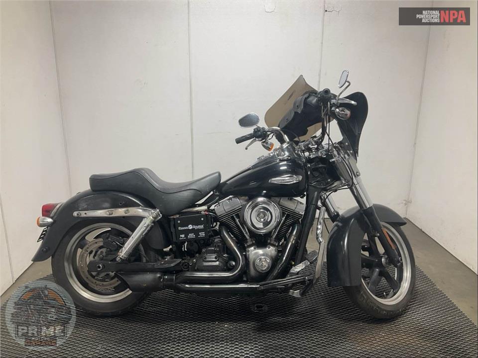 2013 Harley-Davidson FLD-103 DYNA SWITCHBACK — фото 1