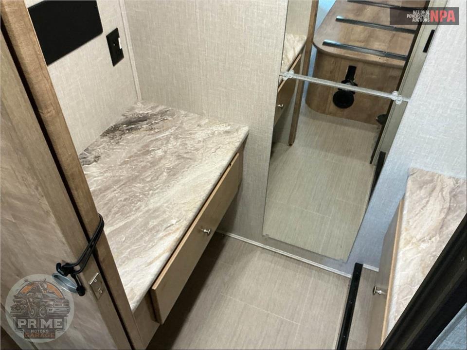 2019 Coachmen By Forest River M-240 FS FORD E450 - LEPRECHAUN SERIES — фото 25
