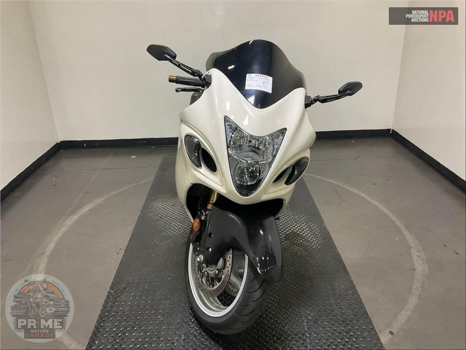 2019 Suzuki GSX1300RAL9 HAYABUSA — фото 2