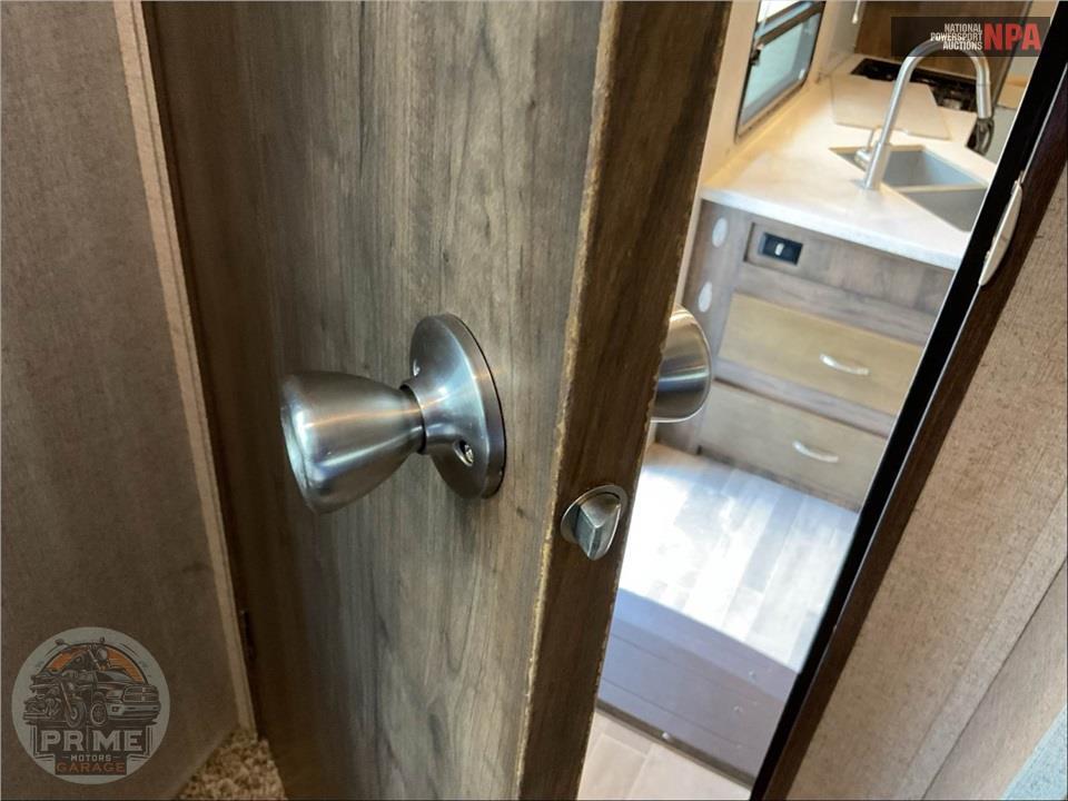2019 Aerolite M-3013BHF - ASTORIA FIFTH WHEEL SERIES — фото 30