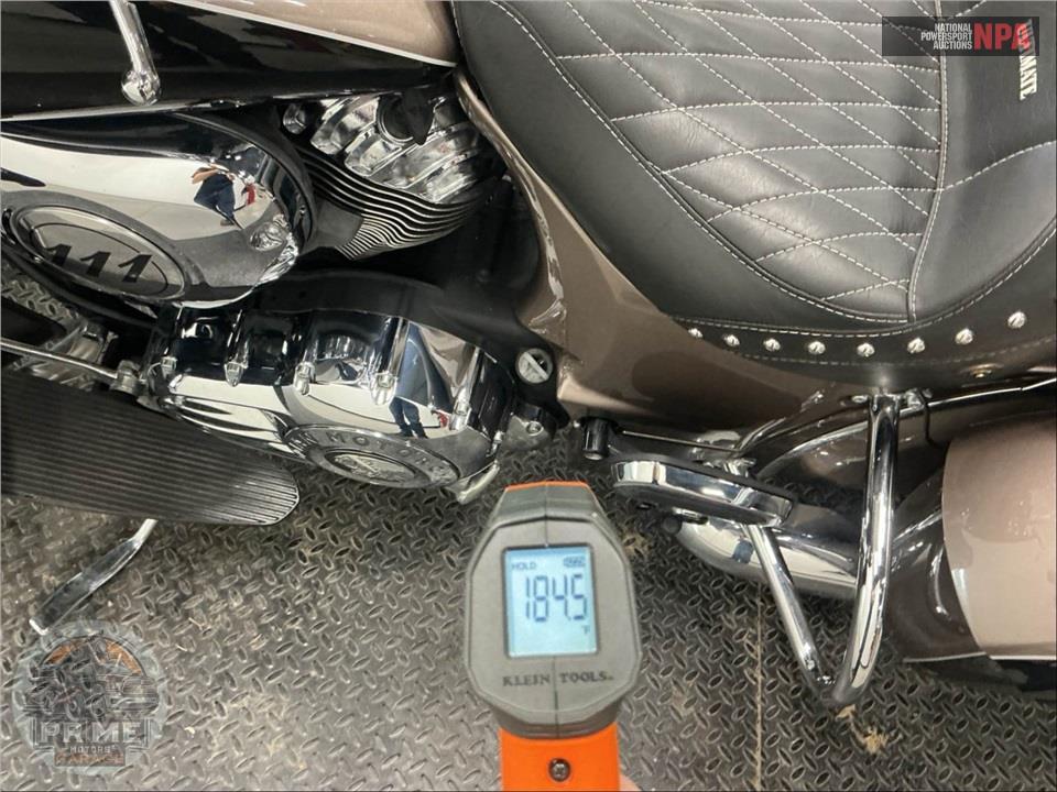 2019 Indian Motorcycle ROADMASTER (TWO-TONE) — фото 8