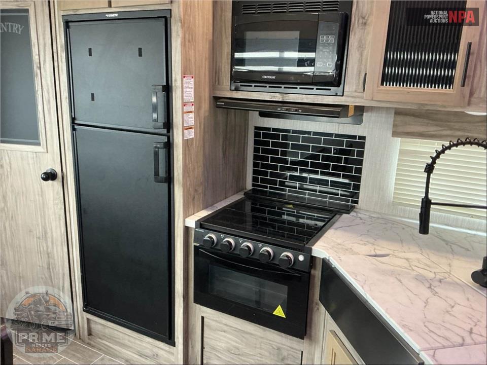 2020 Cherokee By Forest River M-311ML - ARCTIC WOLF FIFTH WHEEL SERIES — фото 19