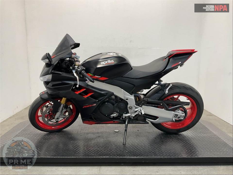 2023 Aprilia RSV4 1100 — фото 3