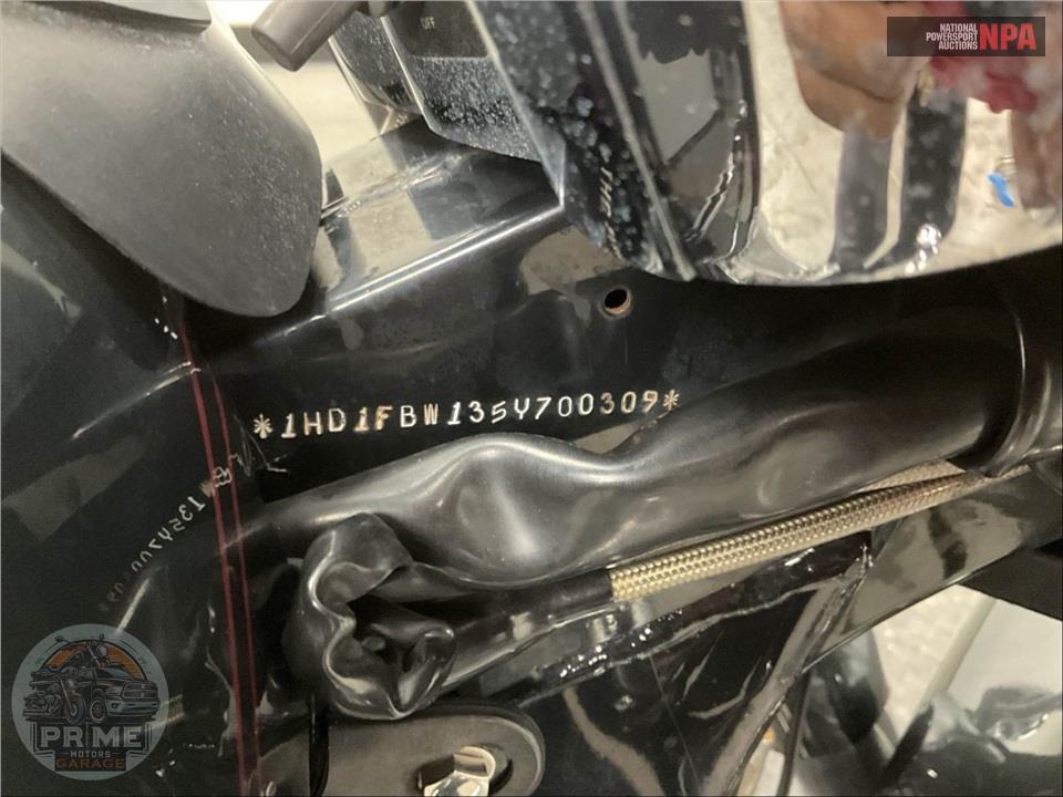 2005 Harley-Davidson FLHRI ROAD KING — фото 81