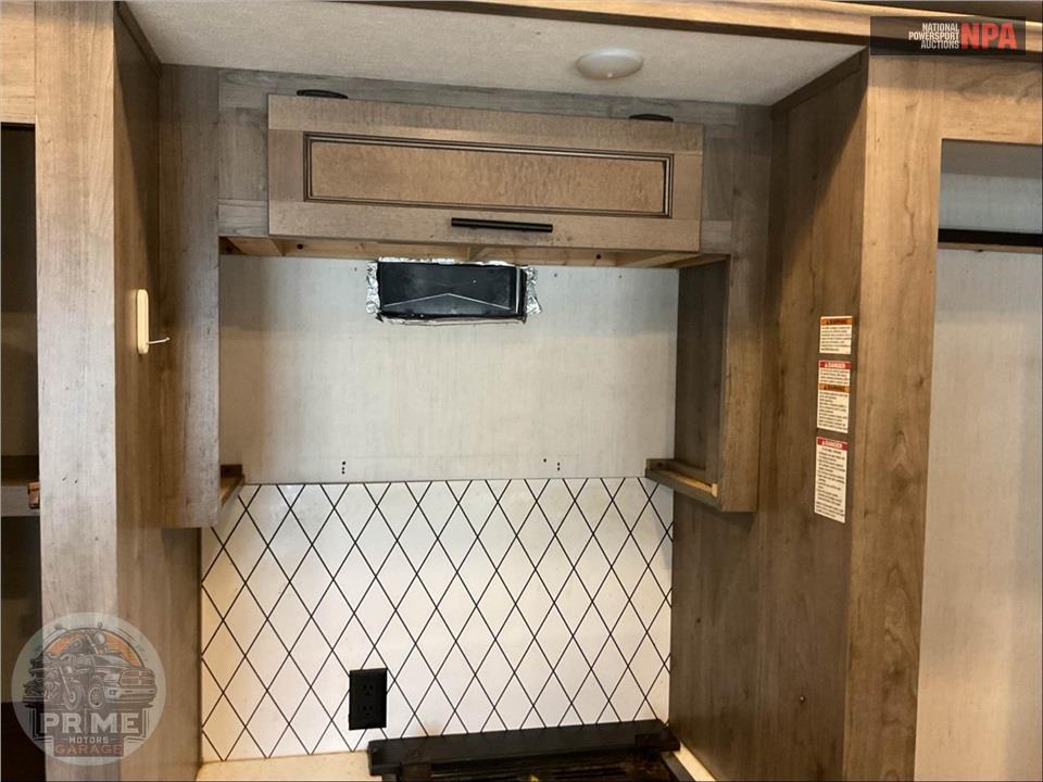 2021 Sabre By Forest River M-36BHQ - FIFTH WHEEL SERIES — фото 18
