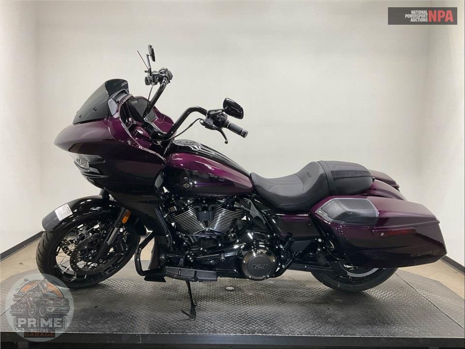 2025 Harley-Davidson FLTRXSE CVO ROAD GLIDE — фото 3