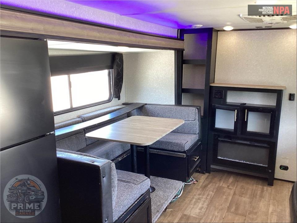 2022 Cherokee By Forest River M-29BRB - GREY WOLF FIFTH WHEEL SERIES — фото 6