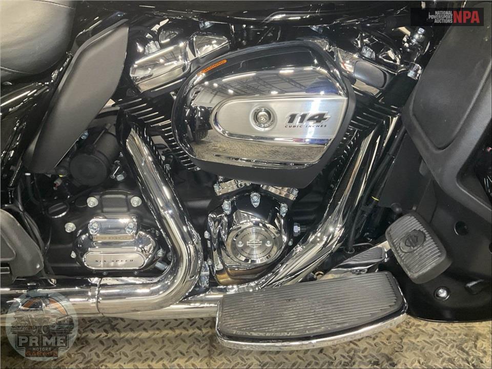 2024 Harley-Davidson FLHTCUTG TRI GLIDE ULTRA CLASSIC — фото 7