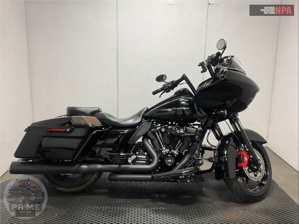 2017 Harley-Davidson FLTRXS ROAD GLIDE SPECIAL — фото 1
